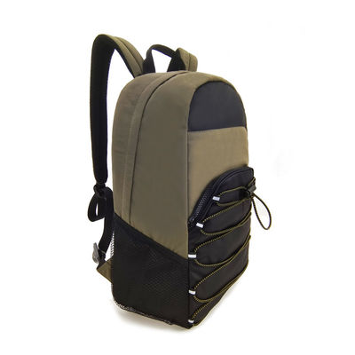 Mochila deportiva de nylon verde a prueba de agua para senderismo al aire libre