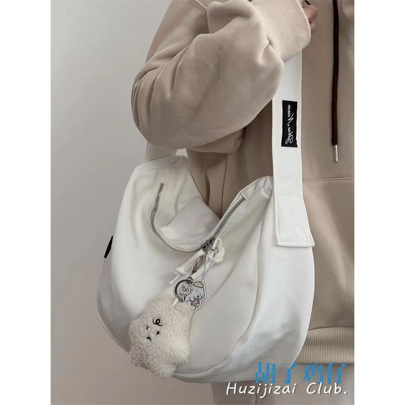 Bolso de cuerpo cruzado de color blanco para la temporada de verano